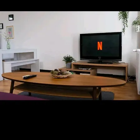 Ferienwohnung Gegenuber Vom *